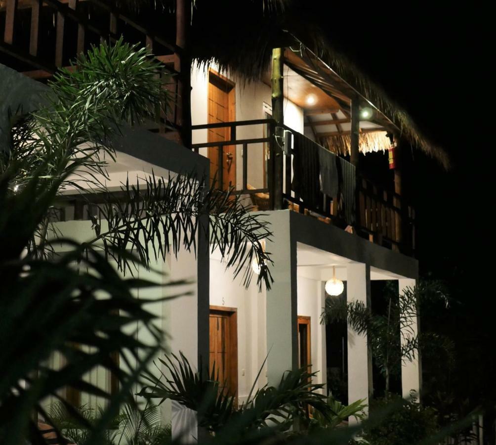 El Jardin De Shambala Hotell Gili Air Exteriör bild