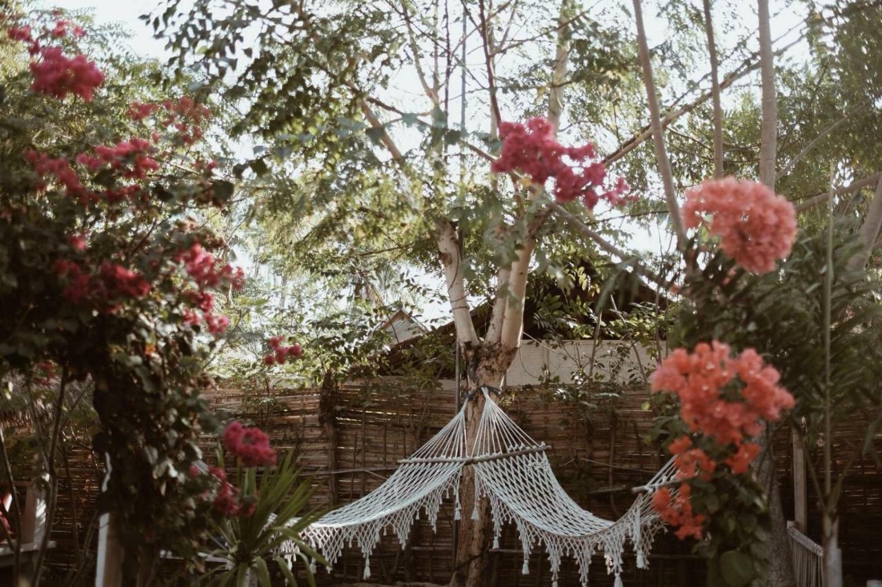 El Jardin De Shambala Hotell Gili Air Exteriör bild